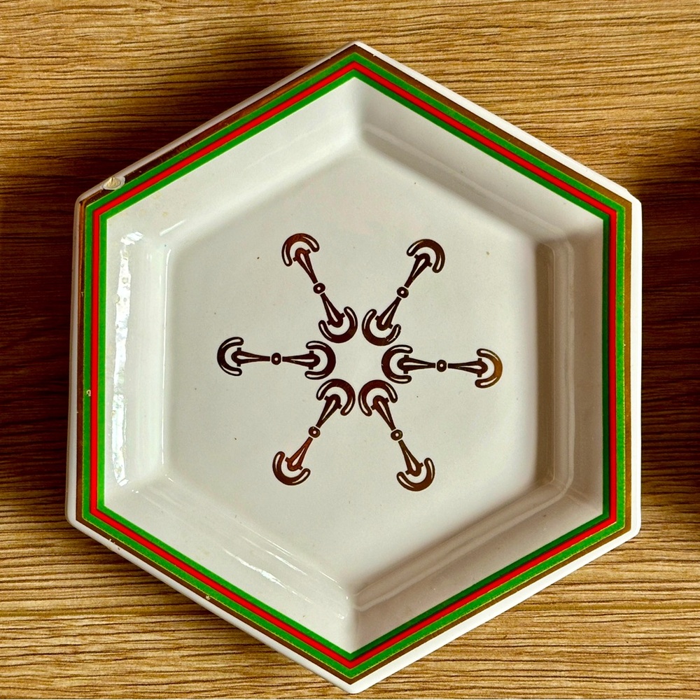 RARE Vintage 1970s Gucci Horsebit Porcelain Hexagon 4 Plate Set in Leather Case - Picture 8 of 17